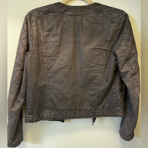 GAP Moto Jacket - Picture 7 of 9